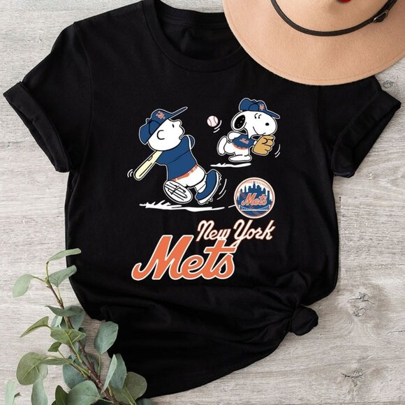 Peanuts T-Shirt Charlie Brown Snoopy Playing New York Mets Baseball Fan 92 - Picture 1 of 5